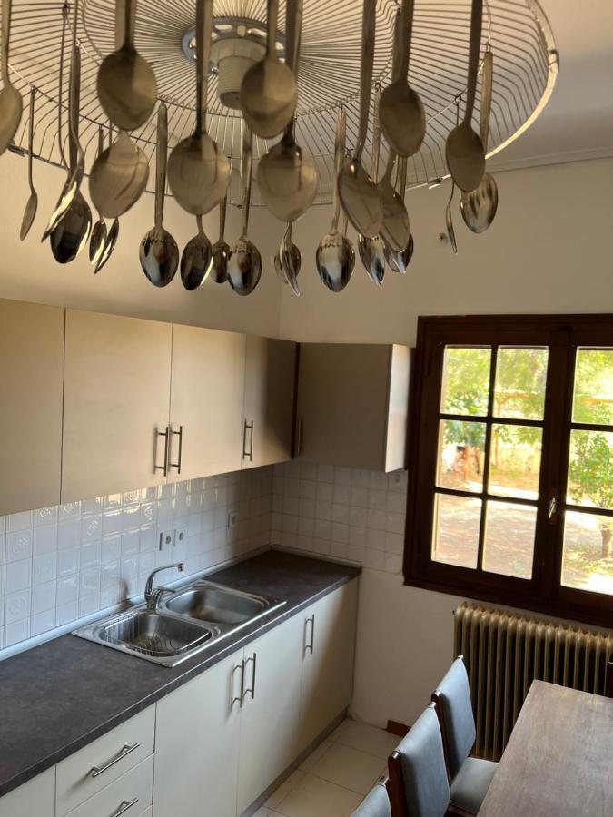Kalloni Luxury Apartment Volos Bagian luar foto