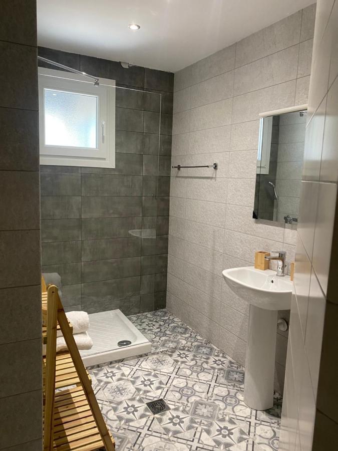 Kalloni Luxury Apartment Volos Bagian luar foto