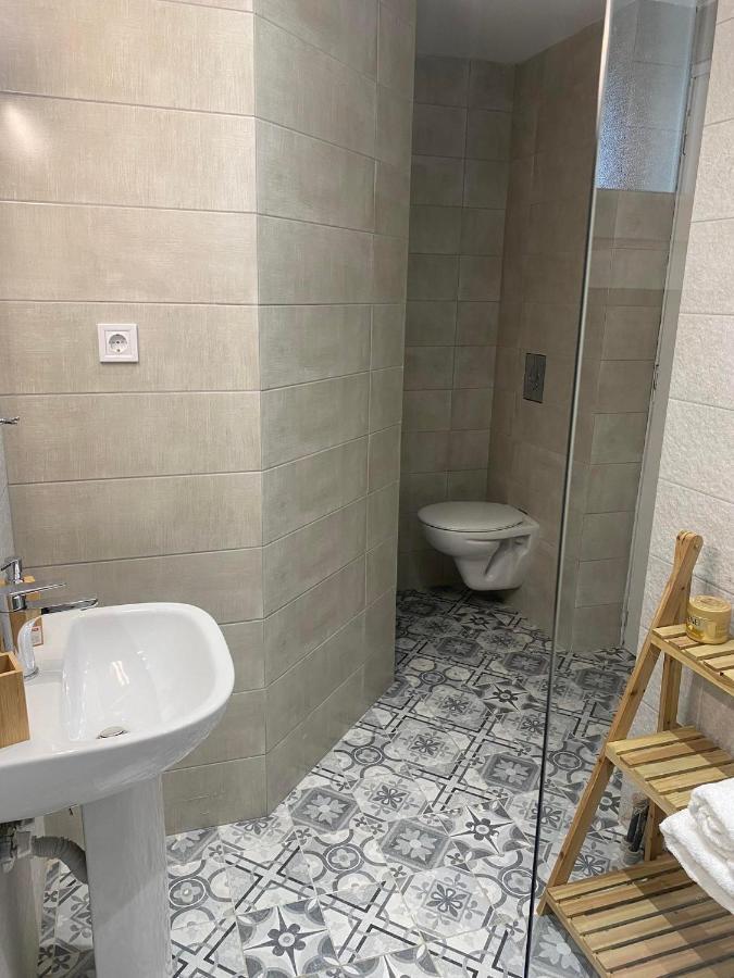 Kalloni Luxury Apartment Volos Bagian luar foto