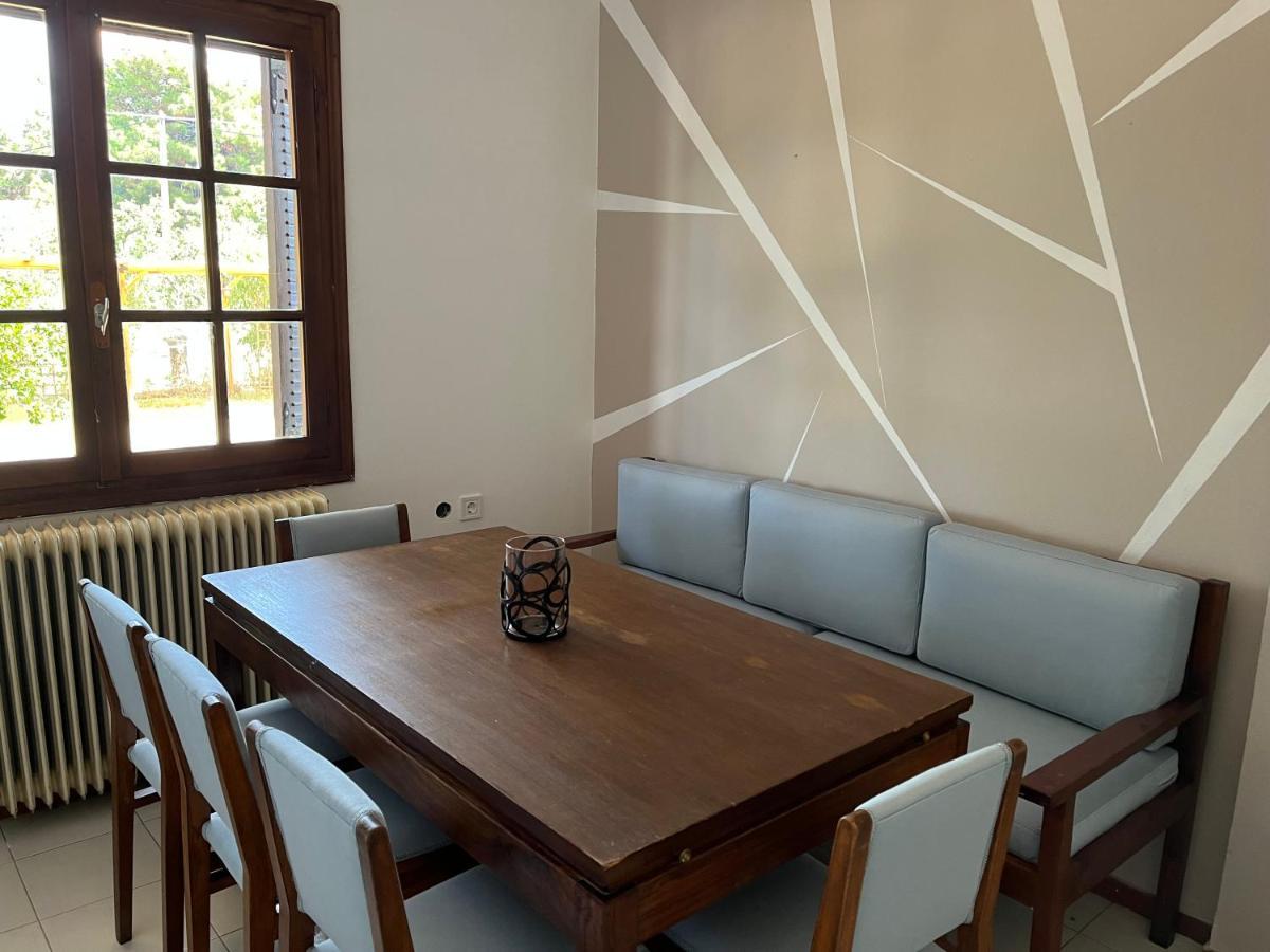 Kalloni Luxury Apartment Volos Bagian luar foto
