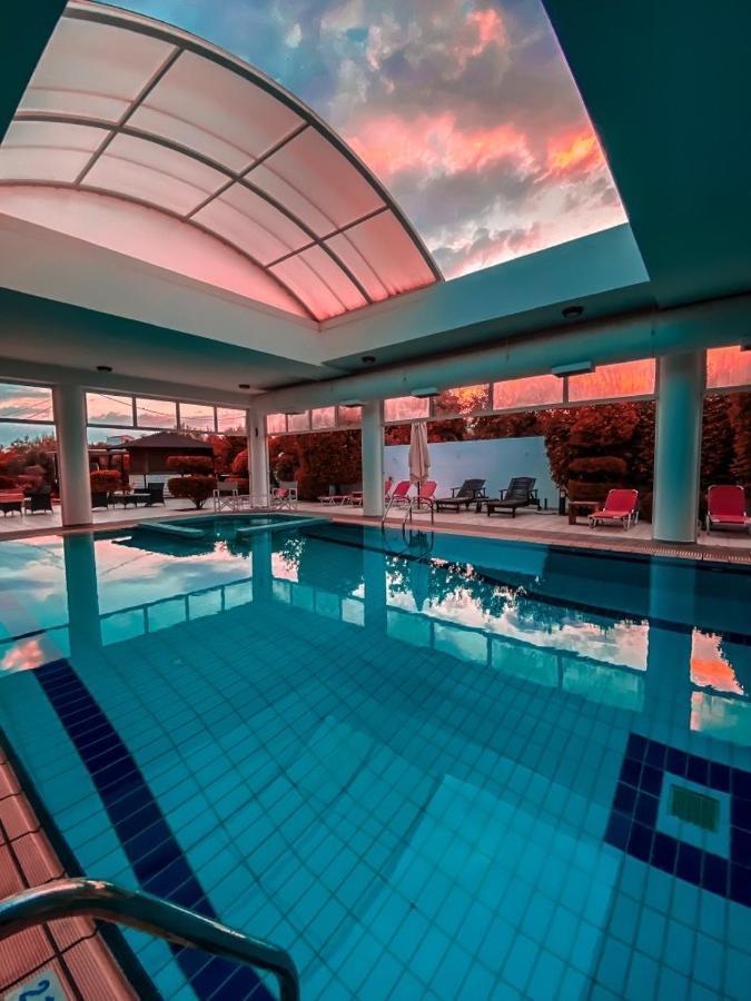Kalloni Luxury Apartment Volos Bagian luar foto