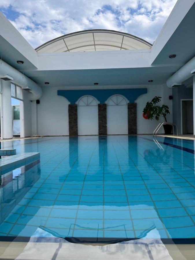 Kalloni Luxury Apartment Volos Bagian luar foto