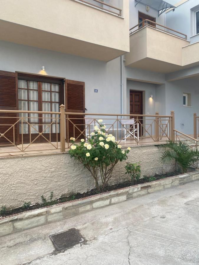Kalloni Luxury Apartment Volos Bagian luar foto