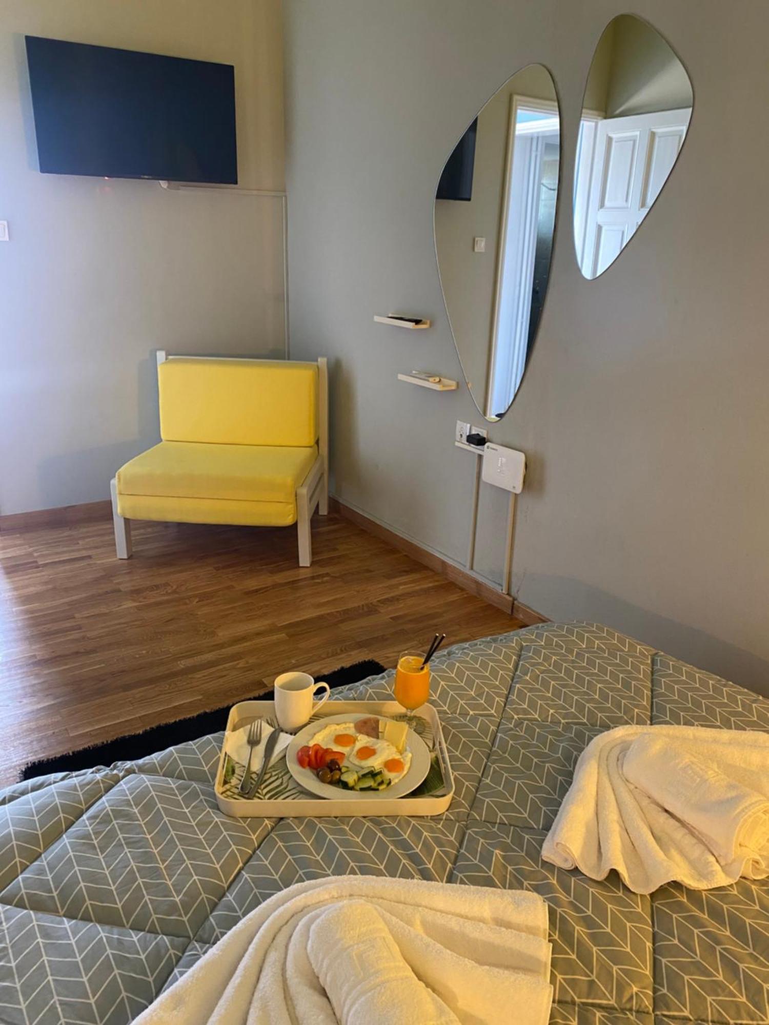 Kalloni Luxury Apartment Volos Bagian luar foto
